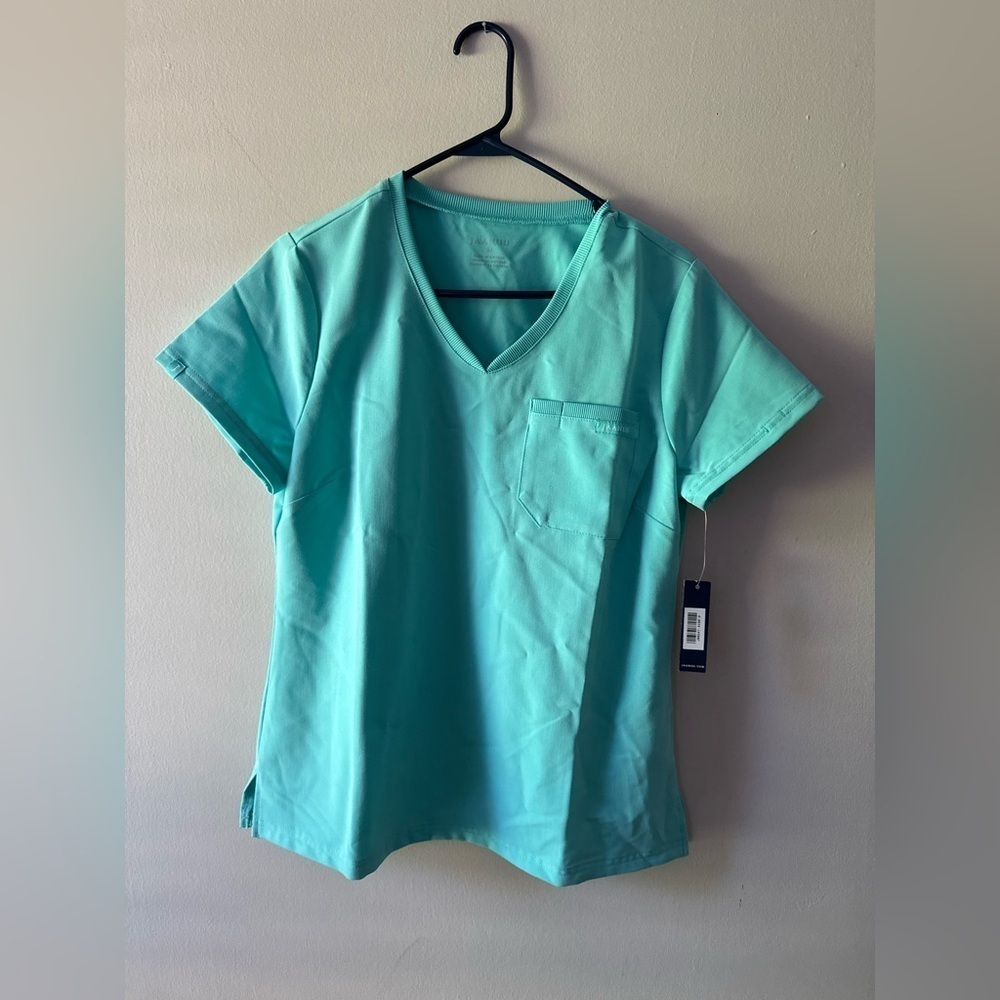 Jaanuu V-Neck Scrub Top Limited Edition aqua Color woman’s Size M